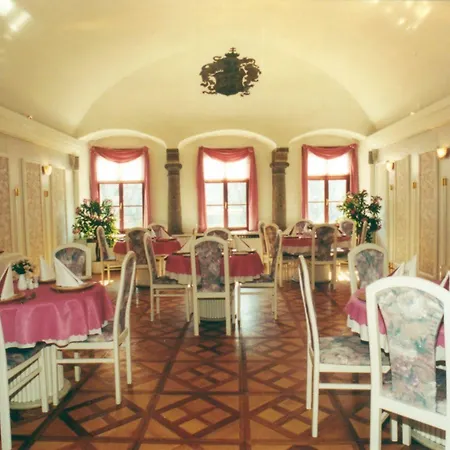 Stela 4*